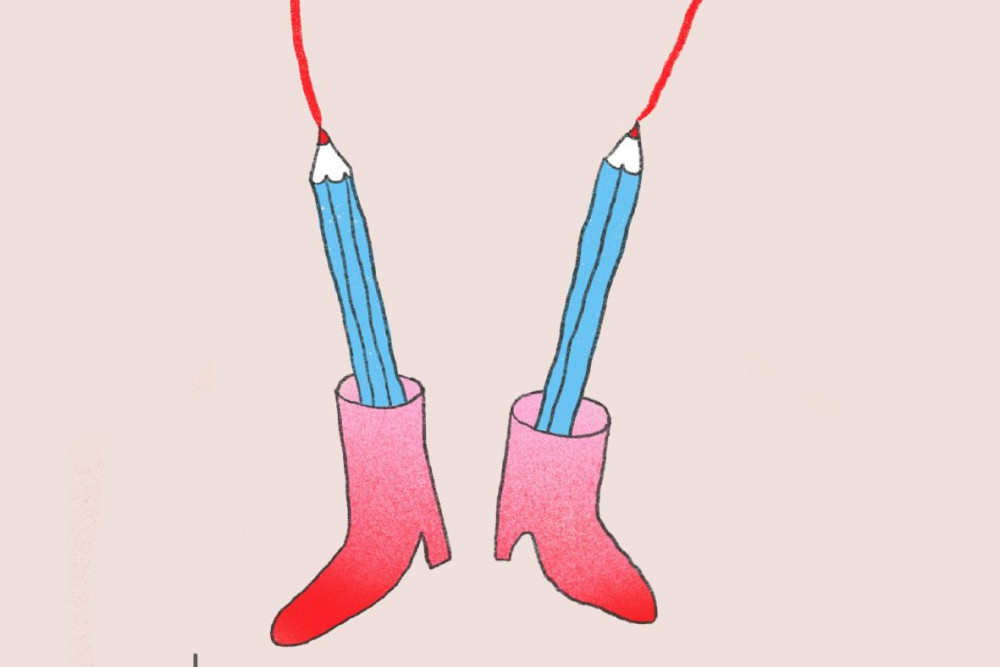 Eine Zeichnung mit zwei roten Stiefeln. In jedem Stiefel steht ein roter Buntstift. Die beiden Spitzen der Stifte sind durch eine geschwungene Linie miteinander verbunden. Im Gesamten erinnert die Zeichnung an ein Herz.